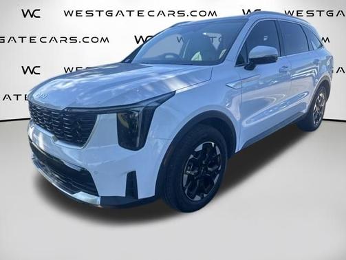 White Pearl 2026 Kia Sorento S