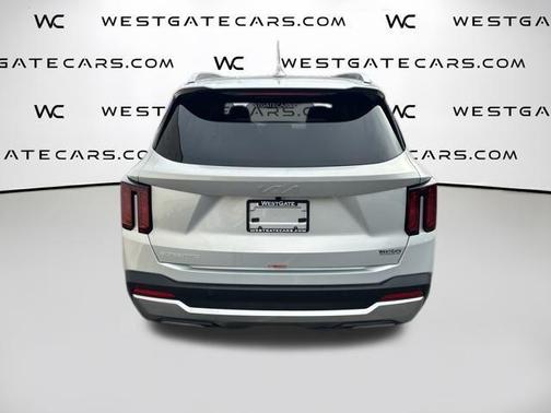 Ivory Silver 2026 Kia Sorento S