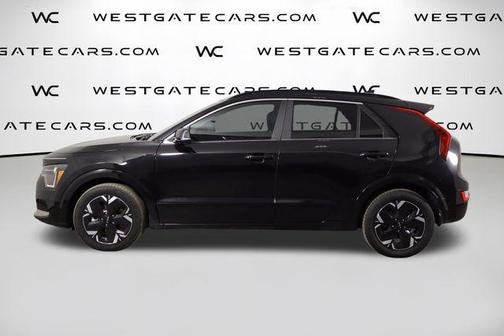 Aurora Black Pearl 2025 Kia Niro EV Wind