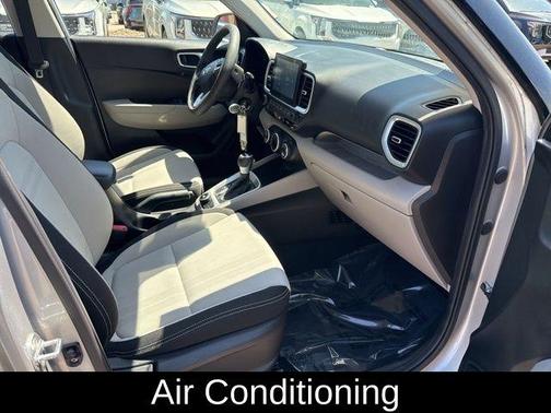 Stellar Silver 2020 Hyundai VENUE SEL