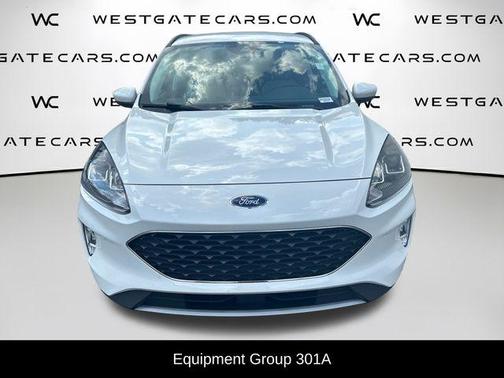 White Metallic 2022 Ford Escape SEL