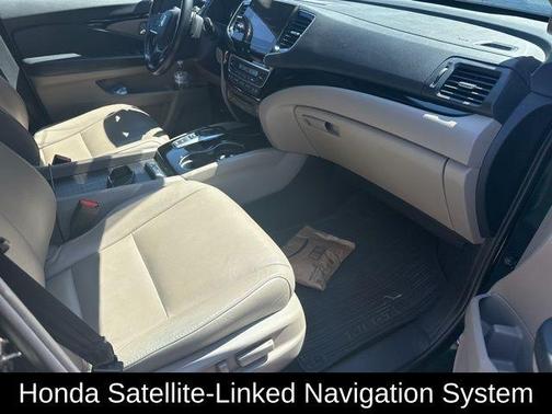 Green 2020 Honda Pilot Touring 7-Passenger