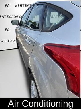 Ingot Silver 2017 Ford Focus SE