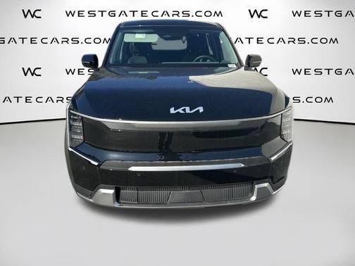 Ebony Black 2026 Kia EV9 Light Short Range