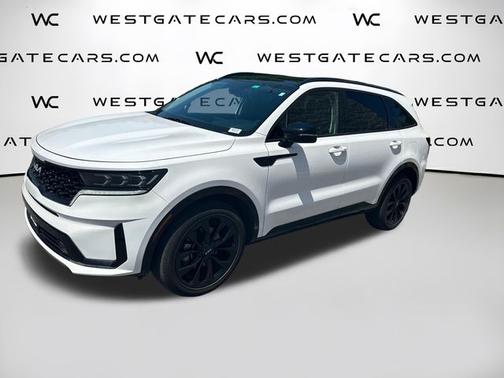 White Pearl 2023 Kia Sorento SX