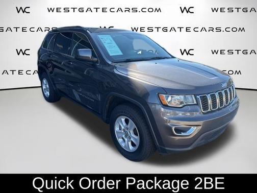 Granite Crystal Clearcoat Metallic 2017 Jeep Grand Cherokee Laredo