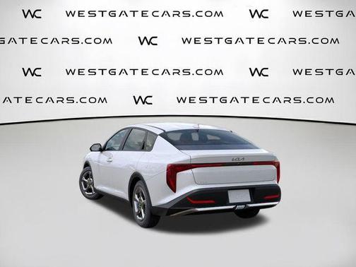 Snow White Pearl 2026 Kia K4 LXS