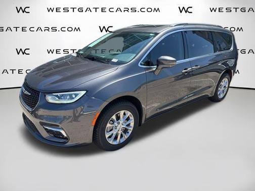 Granite Crystal Clearcoat Metallic 2022 Chrysler Pacifica Touring-L