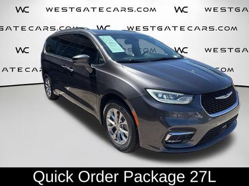 Granite Crystal Clearcoat Metallic 2022 Chrysler Pacifica Touring-L
