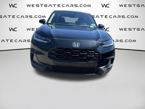 Crystal Black Pearl 2024 Honda HR-V LX