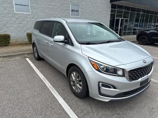 2020 Kia Sedona LX