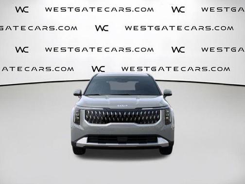 Ceramic Silver 2026 Kia Carnival Hybrid EX