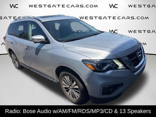 Brilliant Silver Metallic 2017 Nissan Pathfinder SL