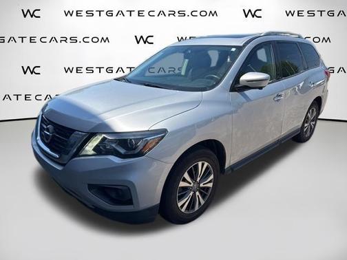 Brilliant Silver Metallic 2017 Nissan Pathfinder SL