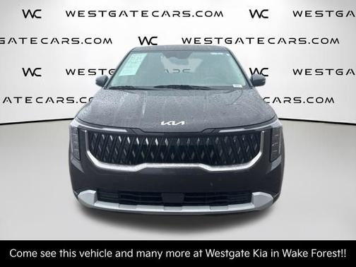 2025 Kia Carnival LXS