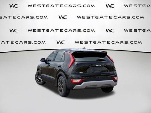 Aurora Black 2026 Kia Niro LX