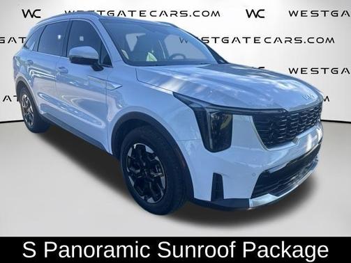 Glacial White Pearl 2026 Kia Sorento S