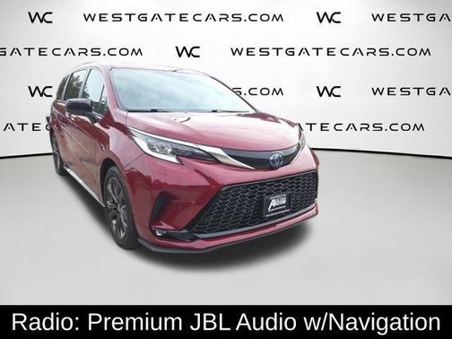 Ruby Flare Pearl 2023 Toyota Sienna XSE