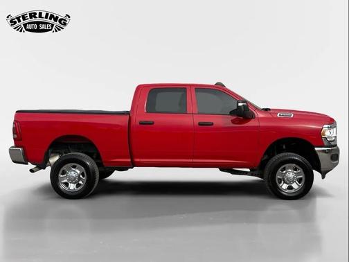 2023 RAM 2500 Tradesman Crew Cab 4x4 6'4' Box