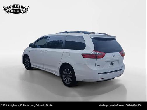 2020 Toyota Sienna LE