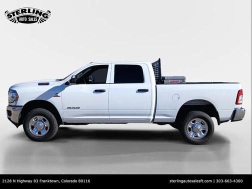 2022 RAM 2500 Tradesman Crew Cab 4x4 6'4' Box