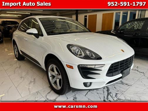 2017 Porsche Macan AWD