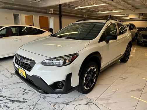 Crystal White Pearl 2021 Subaru Crosstrek Base