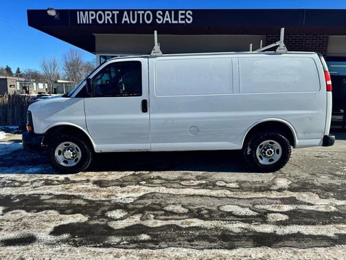 2016 GMC Savana 2500 Work Van