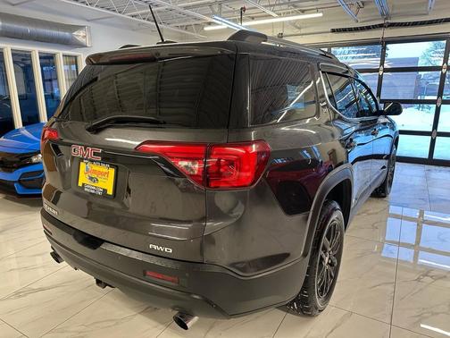 2018 GMC Acadia SLT-1