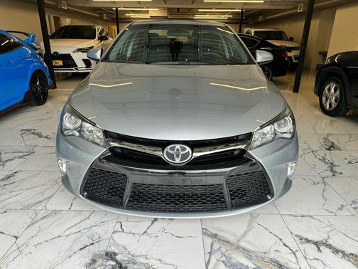 2017 Toyota Camry XLE