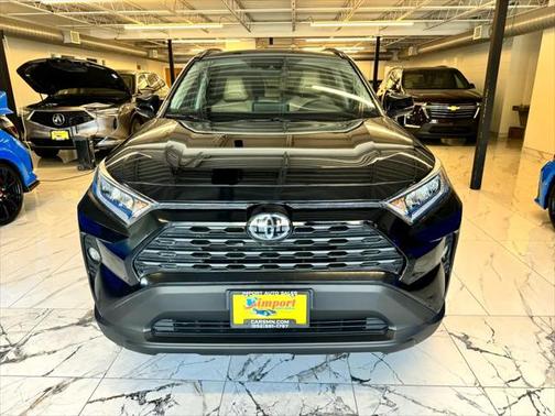 2019 Toyota RAV4 XLE Premium