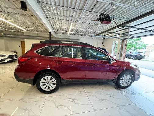 Maroon 2019 Subaru Outback 2.5i