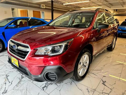 Maroon 2019 Subaru Outback 2.5i