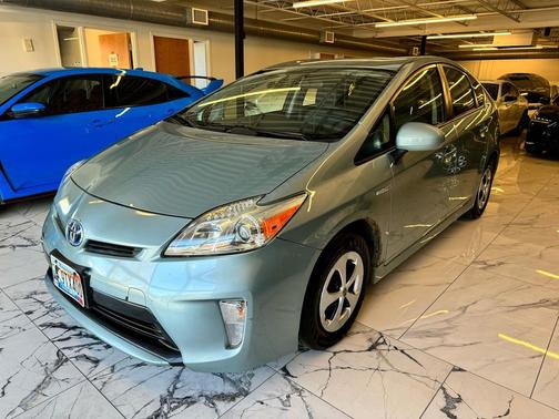 2014 Toyota Prius Three