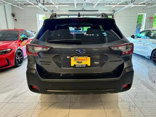 Magnetite Gray Metallic 2025 Subaru Outback Onyx Edition