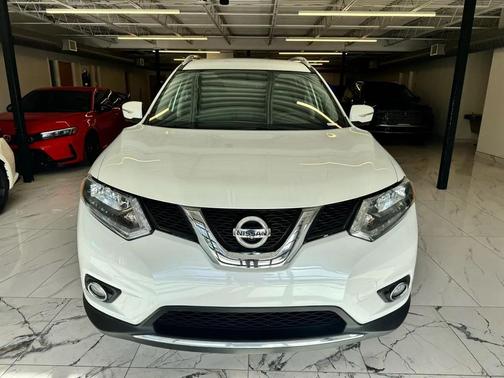 Pearl White 2015 Nissan Rogue SL