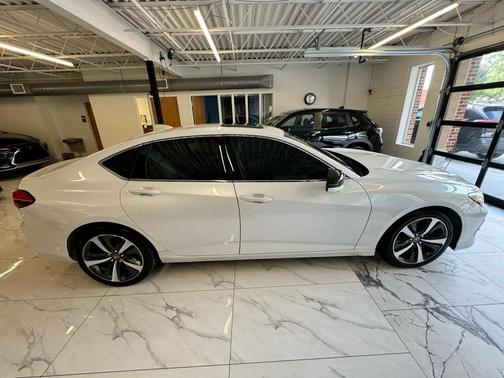 2025 Acura TLX Technology