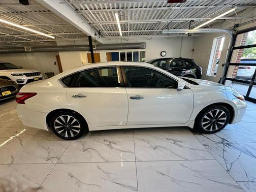 2016 Nissan Altima 2.5 SV
