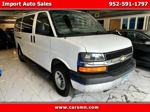 2016 Chevrolet Express 3500 LT