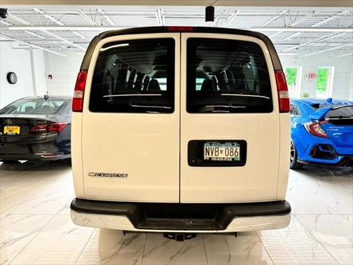 2016 Chevrolet Express 3500 LT