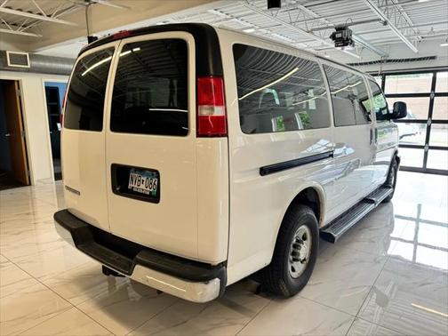 2016 Chevrolet Express 3500 LT