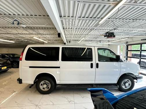 2016 Chevrolet Express 3500 LT