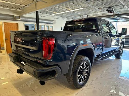 2022 GMC Sierra 2500 AT4