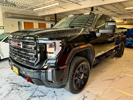Onyx Black 2024 GMC Sierra 2500 AT4