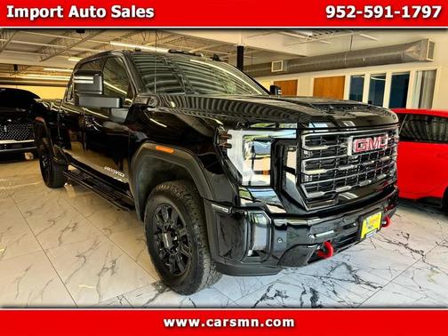 Onyx Black 2024 GMC Sierra 2500 AT4