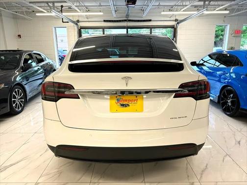 2021 Tesla Model X Long Range Dual Motor All-Wheel Drive