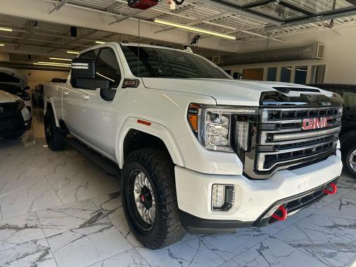 2022 GMC Sierra 2500 AT4