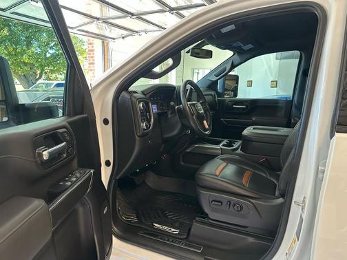 2022 GMC Sierra 2500 AT4