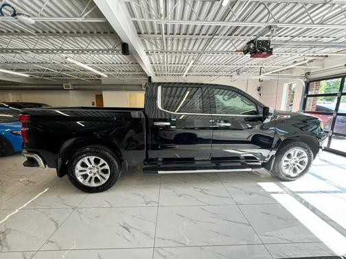 Black 2022 Chevrolet Silverado 1500 LTZ