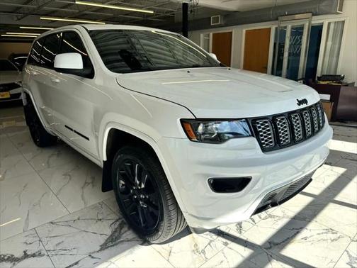 2019 Jeep Grand Cherokee Altitude